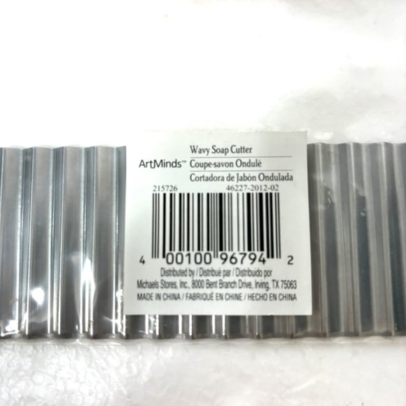 Artminds Stainless Steel Wavy Soap Cutter NWT - Picture 5 of 5